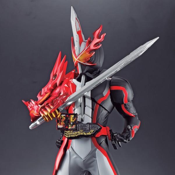 Ichibansho Figure Kamen Rider Saber Brave Dragon
